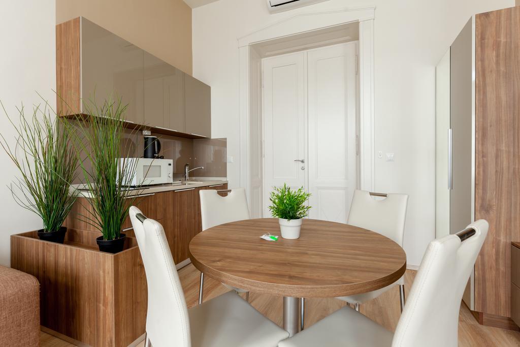 Holidays Concept Budapest Ngoại thất bức ảnh
