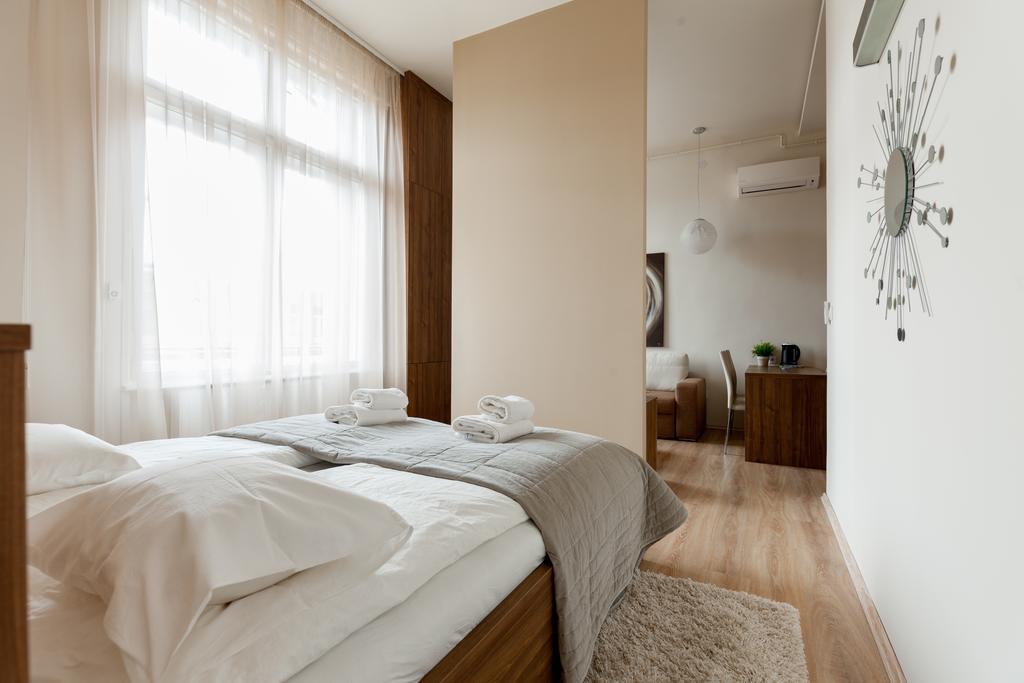 Holidays Concept Budapest Ngoại thất bức ảnh